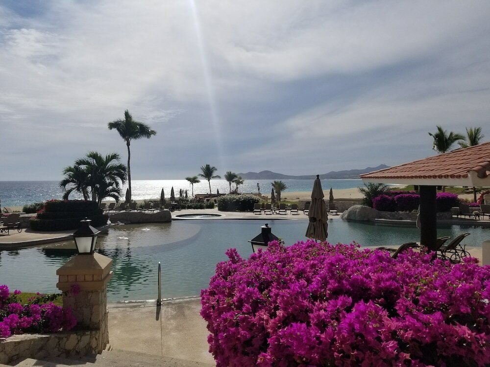 Фото 1 Minute to the Sand