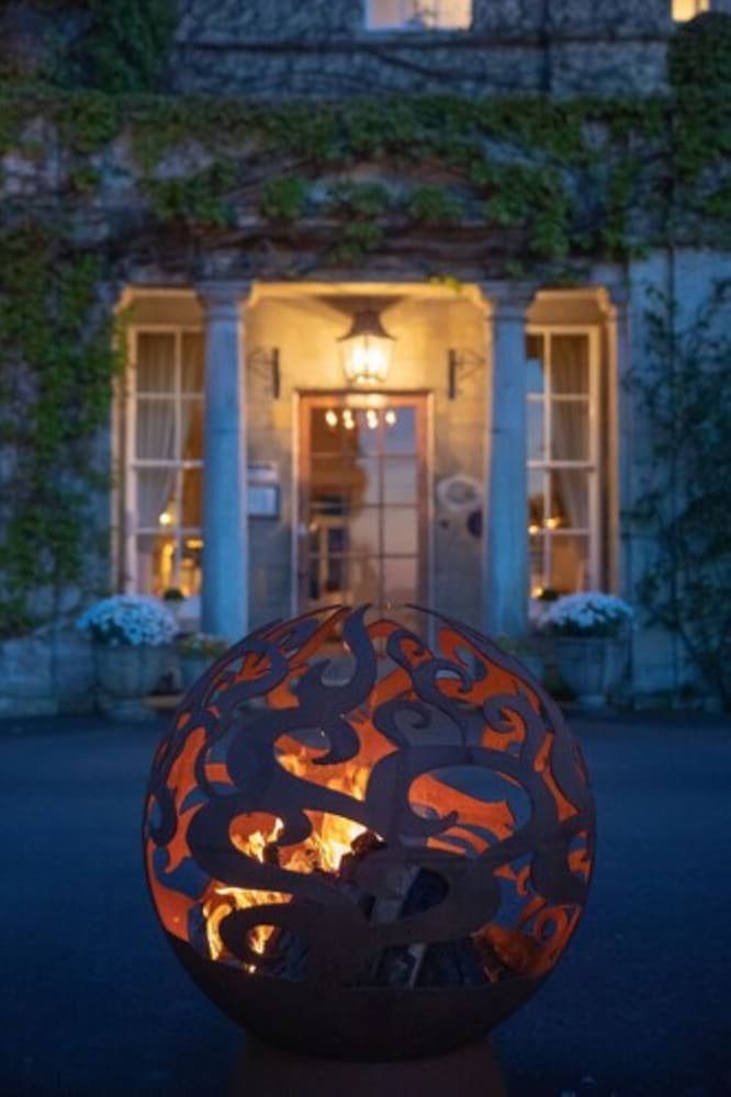 Фото Burleigh Court