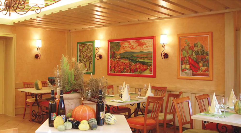 Фото Hotel Schwarzwälder Hof