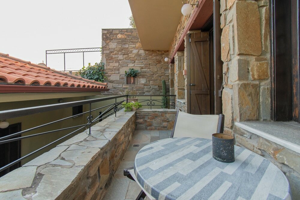 Фото Oreiades Parthenon