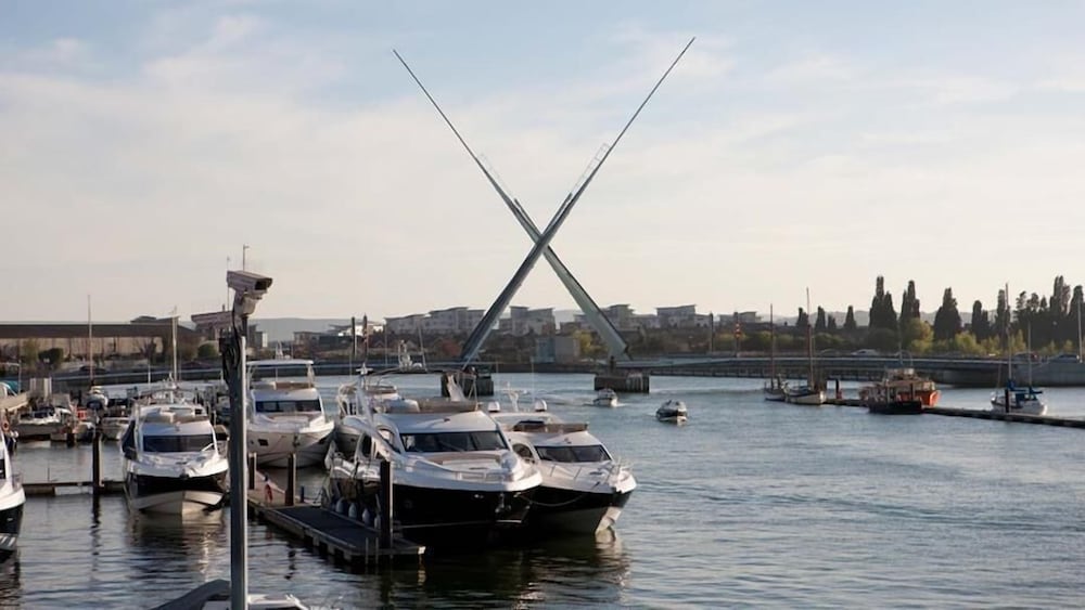 Фото Rnli College