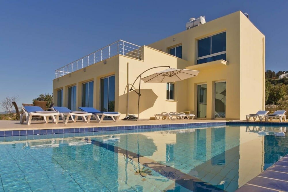 Фото Villa Sunny by Amy Villas