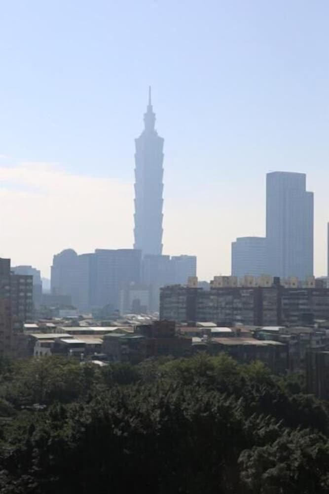 Фото Hotel Lee Chan