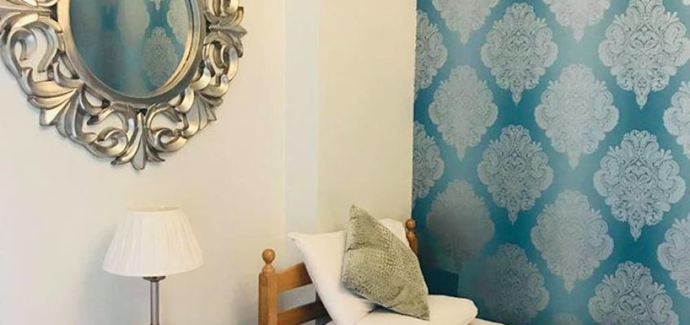 Фото Lochside Guest House