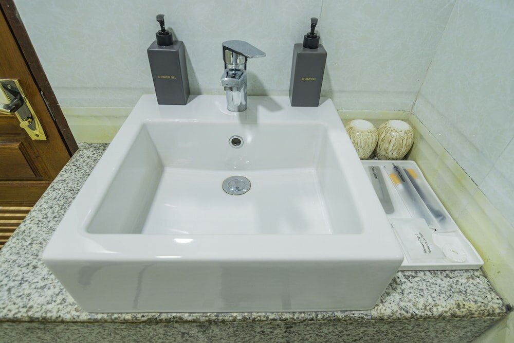 Фото Agga@9mile Hotel