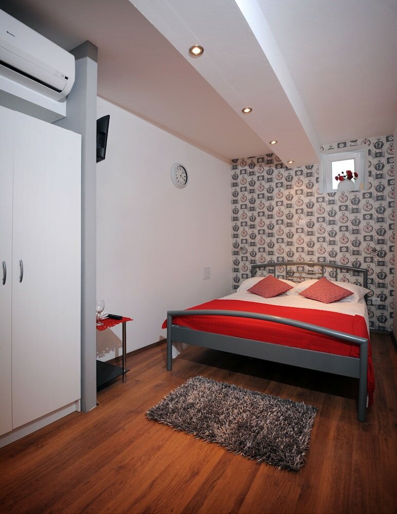 Фото Rooms & apartment Lasta