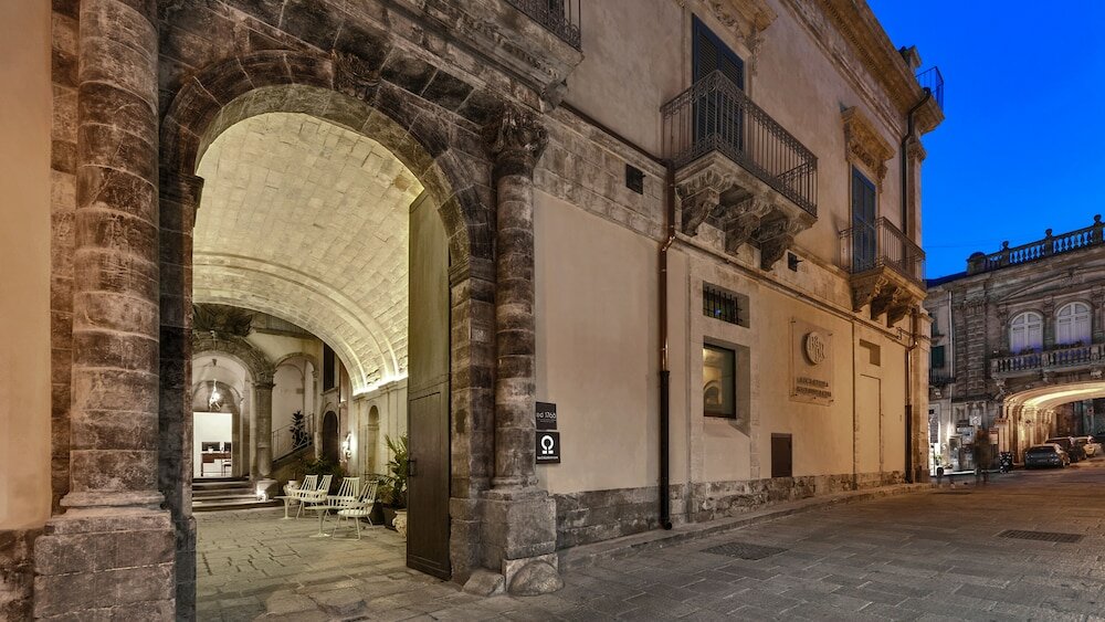 Фото A. D. 1768 Boutique Hotel