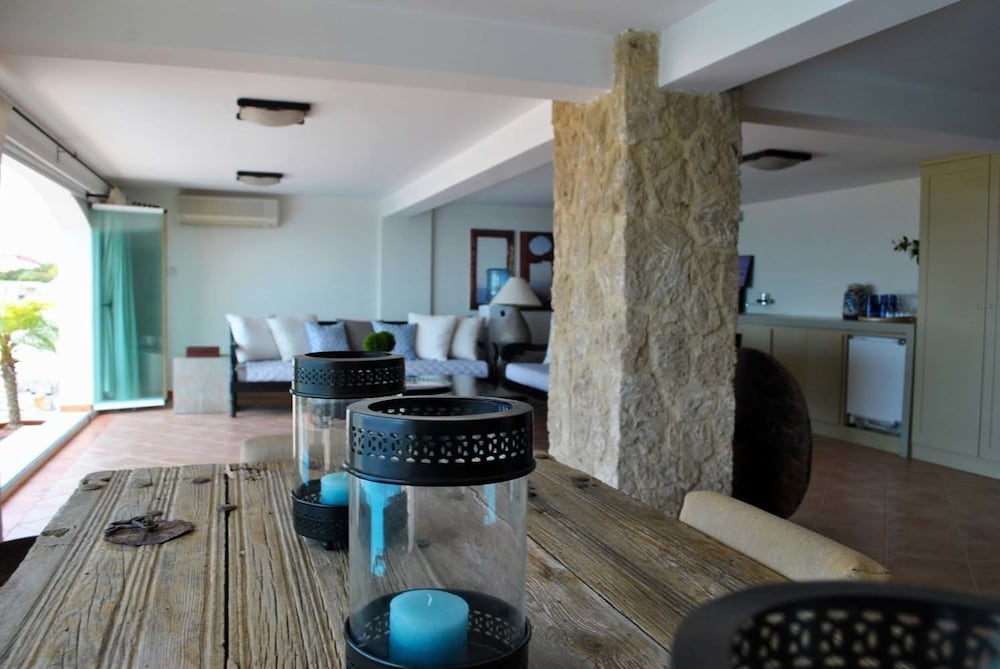 Фото Villa Alex by Amy Villas