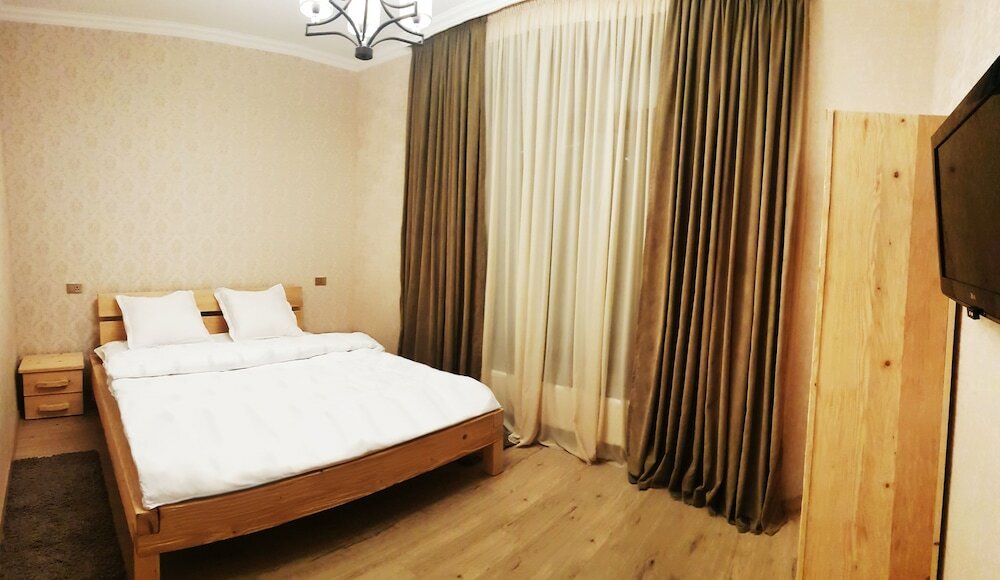 Фото Cozy Hotel Kazbegi