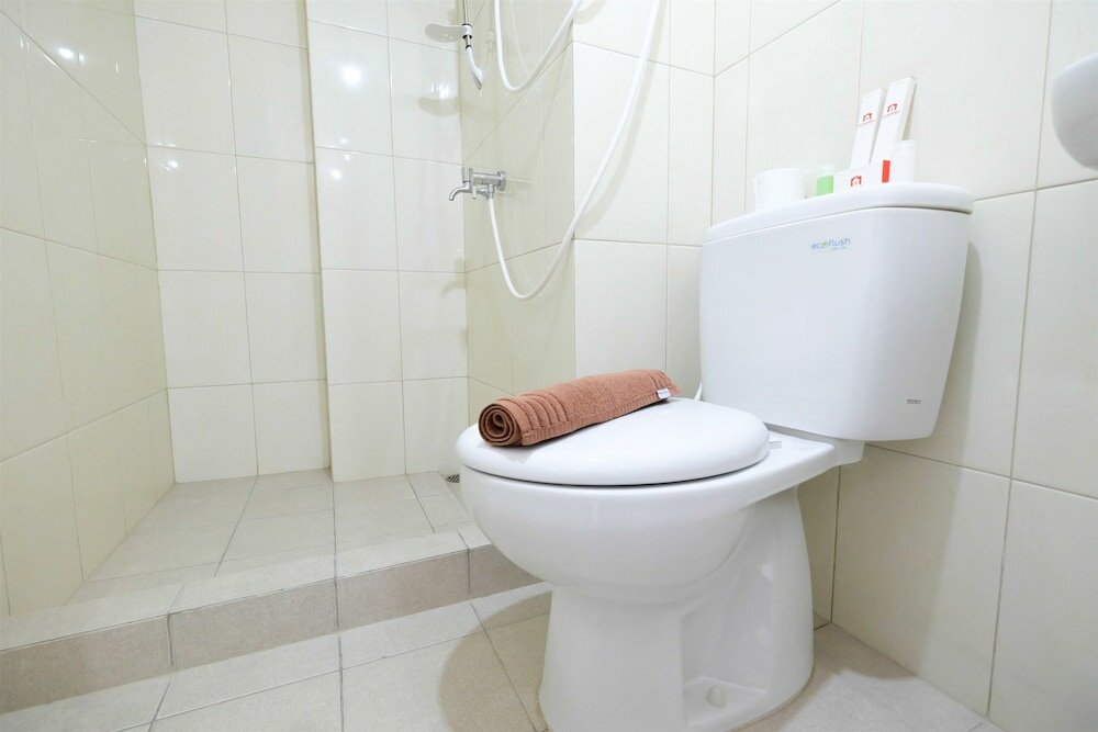 Фото Modern Look Studio At Springlake Summarecon Bekasi Apartment