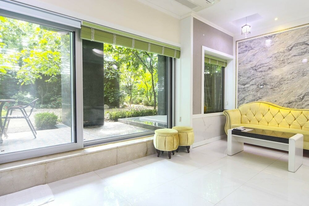 Фото Renaissance Hotel