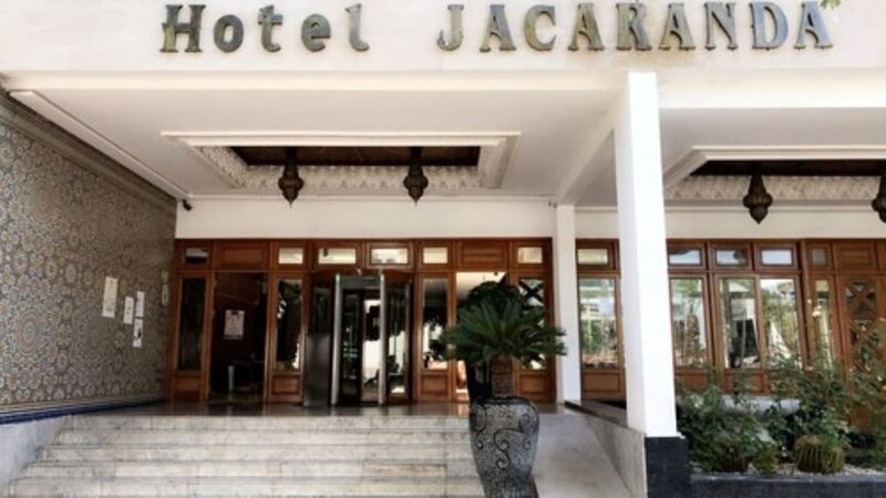 Гостиница Hotel Jacaranda в Кенитре