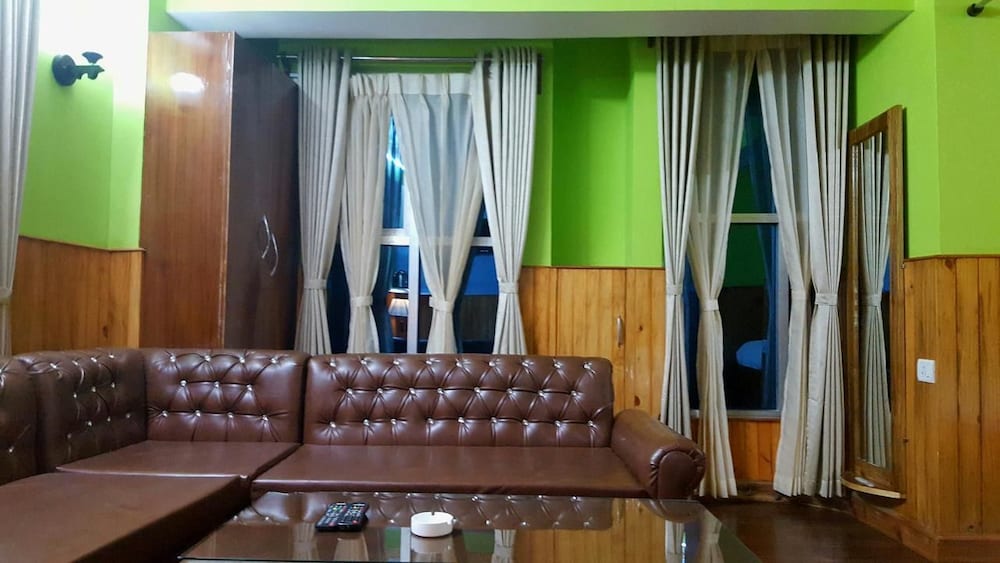 Фото Hotel Mount Royale