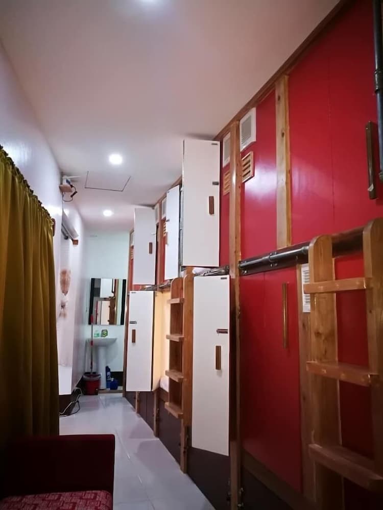 Фото 8th Street Hostel