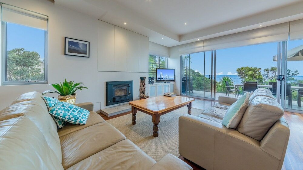 Фото Charmandene on the Beach