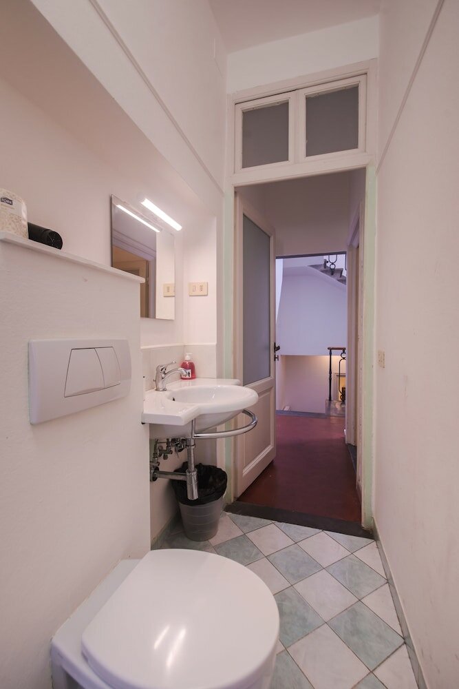 Фото Lovely 4bd Apt 3min Walk to Ponte Vecchio