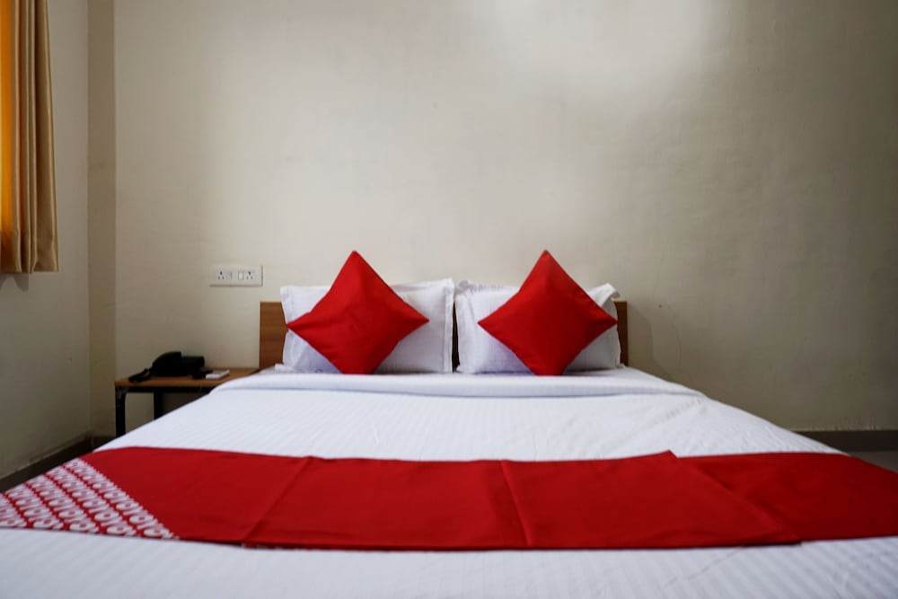 Фото Oyo Flagship 22520 Lakeview Lohegaon