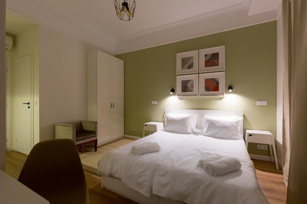 Фото Dinostratus House