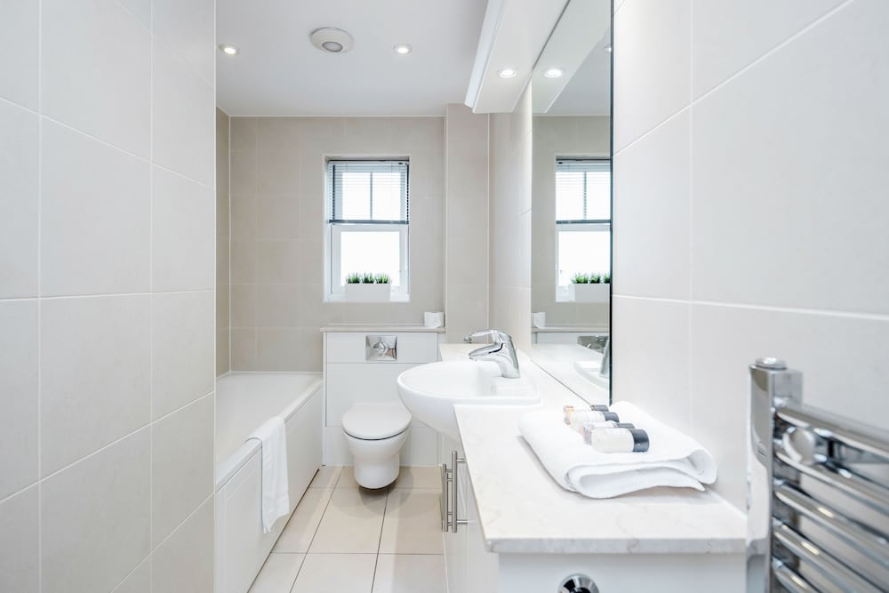 Фото Roomspace Apartments -Orchard Place