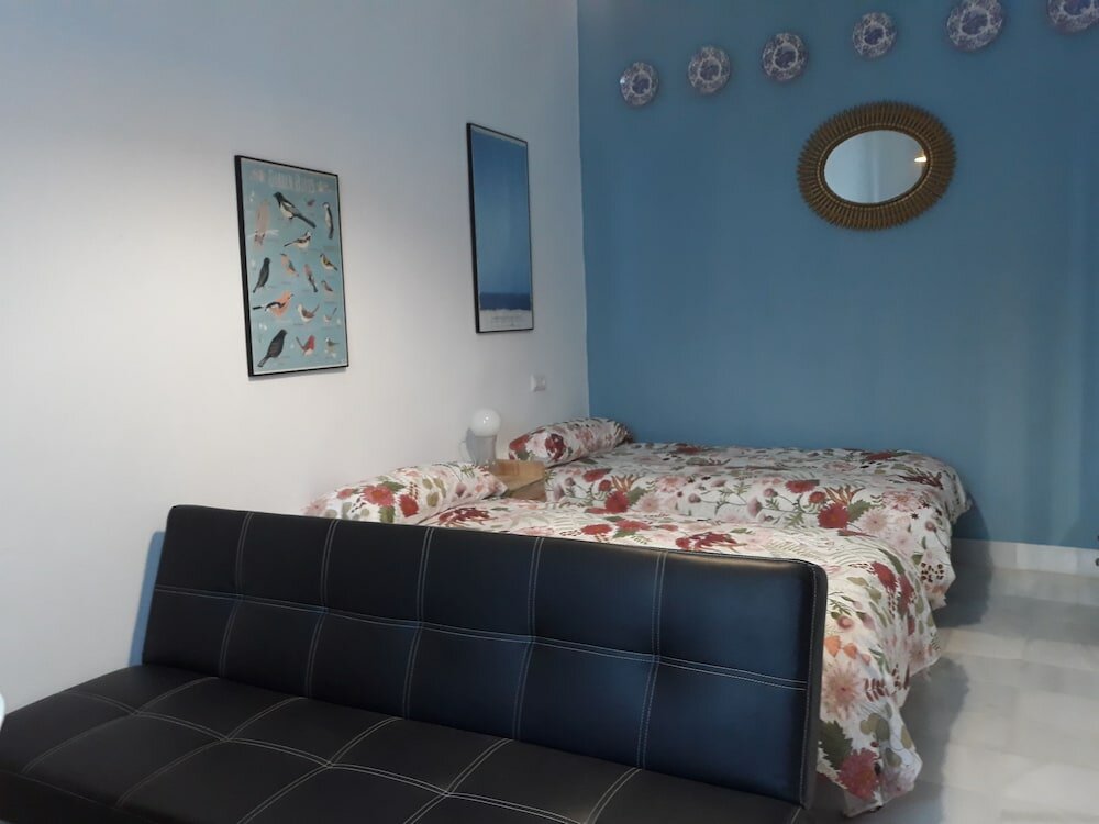 Фото Bonito Apartamento EN Alameda Hab. 101