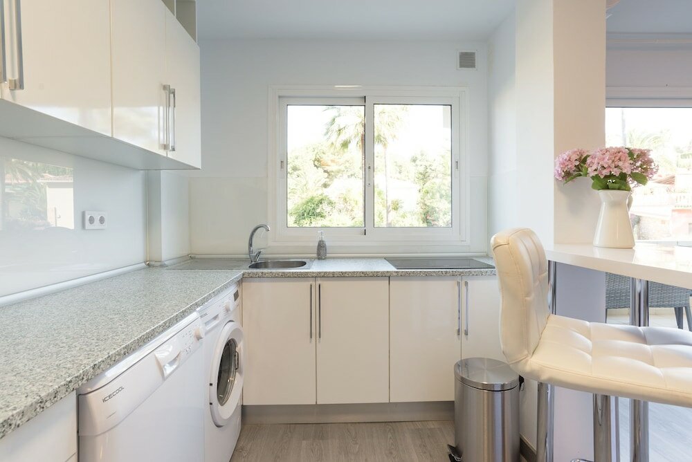 Фото Seaside Marbella Apartments