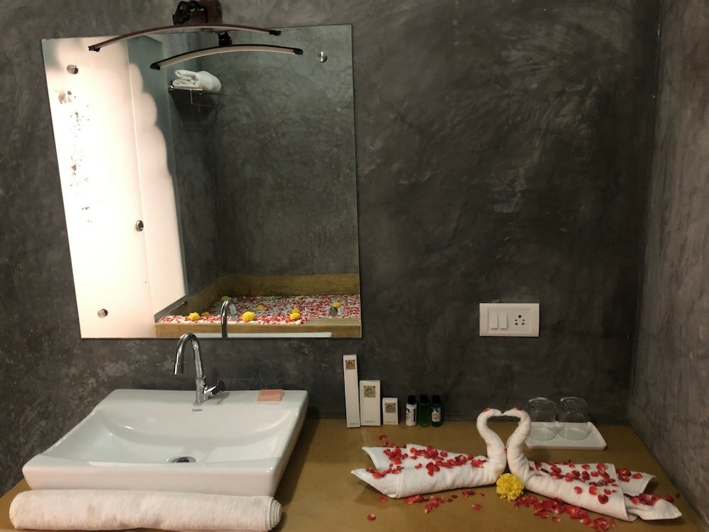 Фото Inn Morjim a Boutique Beach Hotel