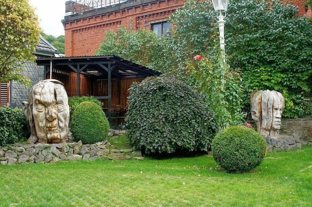 Фото Hotel Rosenhaus Garni