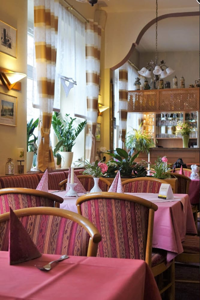 Фото Pension Am Nicolaiplatz