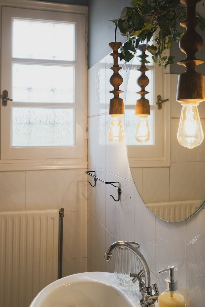 Фото Mid-Century Modern Villa Vintage Charm