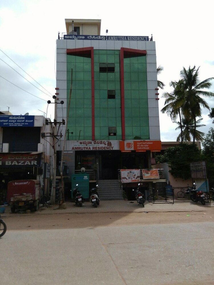 Фото Iroomz Amrutha Residency