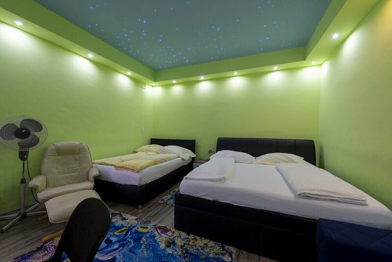 Гостиница Delphin Apartment в Вене