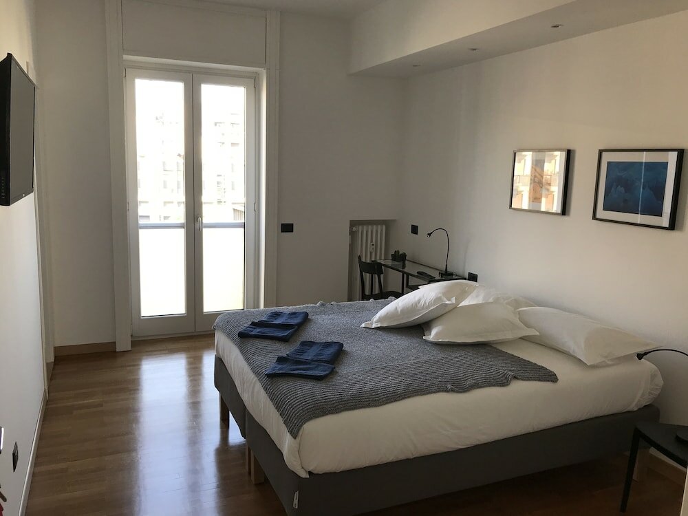 Фото Feel at Home Apartments & Rooms