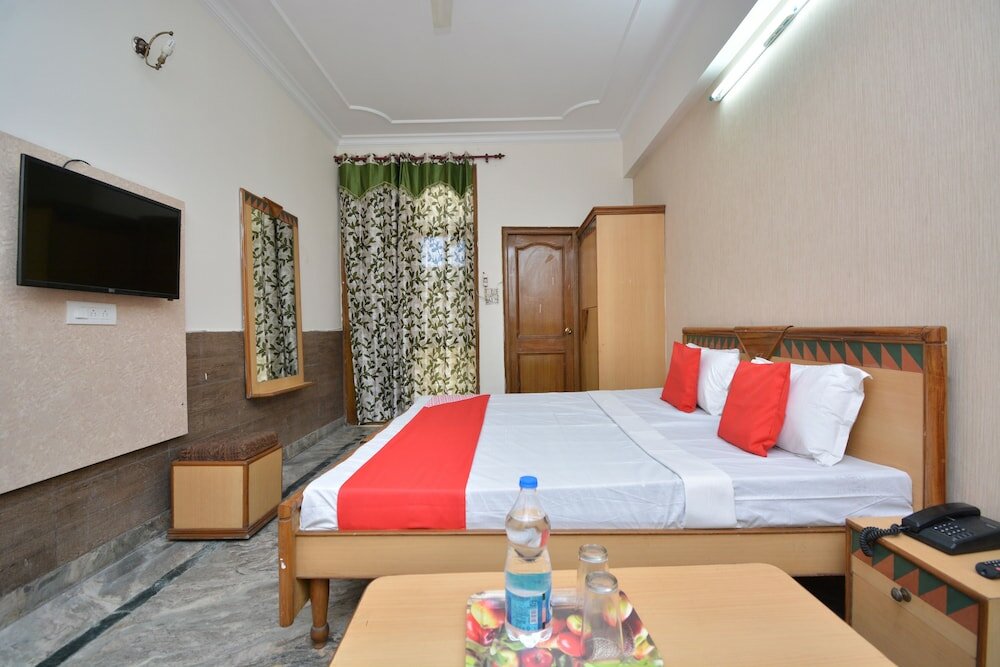 Фото Oyo 40230 Hotel Royal Palace