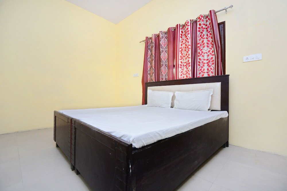 Фото Spot On 38845 Gursimran Complex