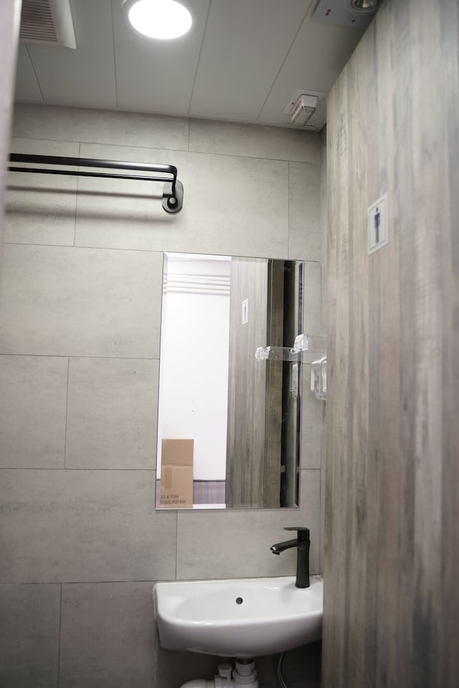 Фото Zzz Lounge - Hostel