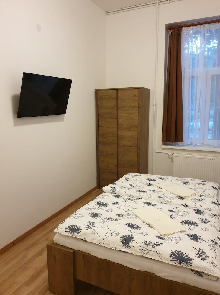 Фото Guest House Orczy Park