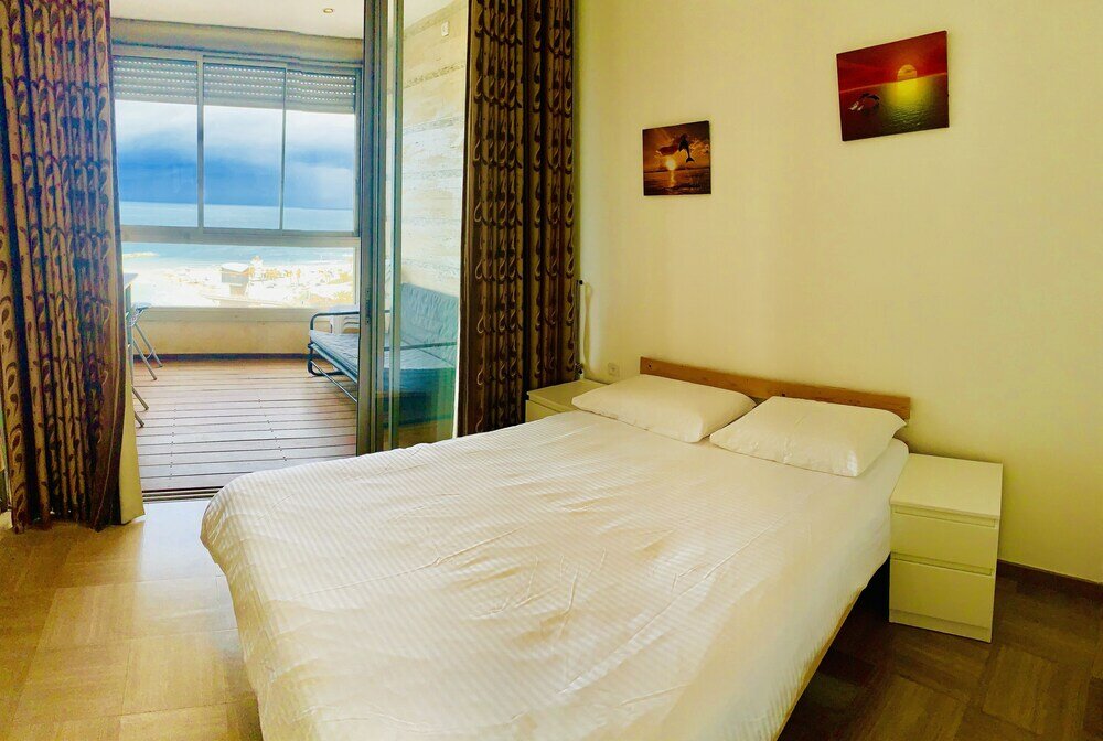 Фото Royal on the Sea