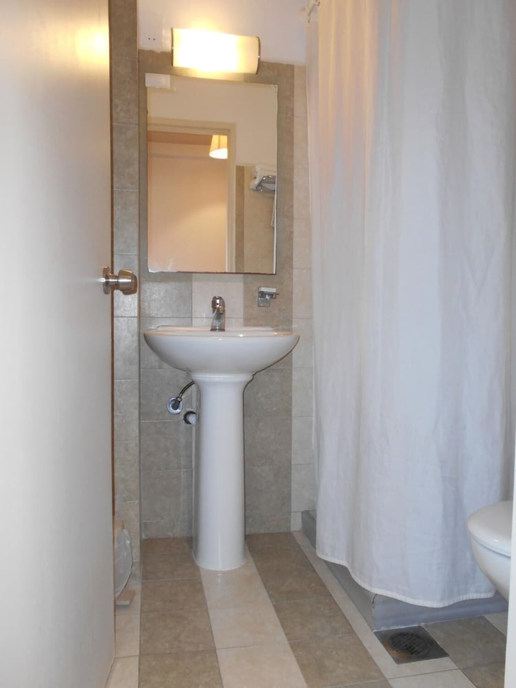 Фото Galaxy Hotel