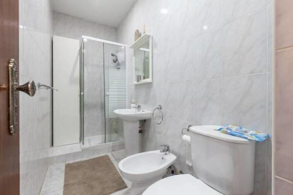 Фото Barnabe Apartment