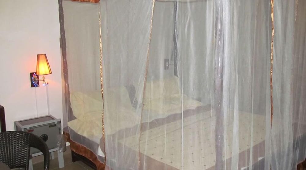 Фото Gahahe Hills Hotel