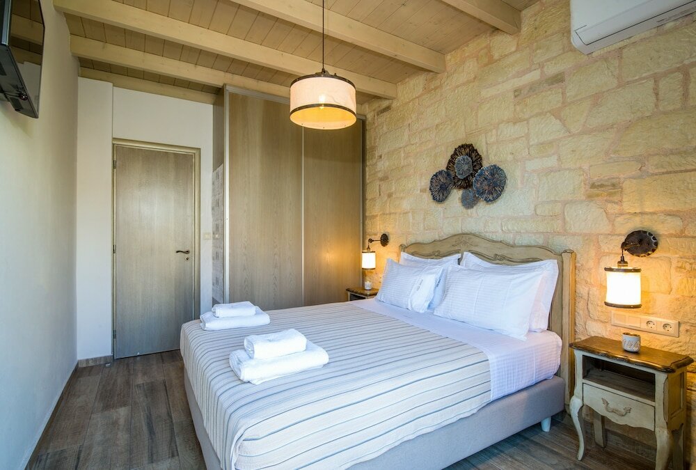 Фото Villa Sirocos, Private eco pool, near the beach