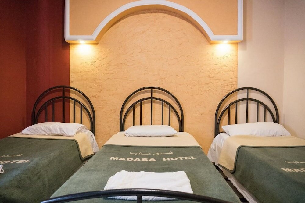 Фото Madaba Hotel