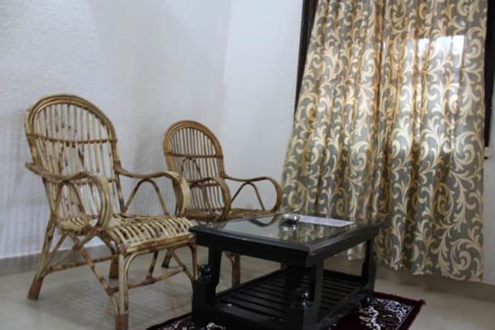 Фото Down Da Village