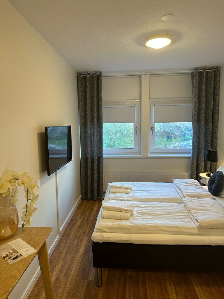 Фото Almnäs Park Hotel