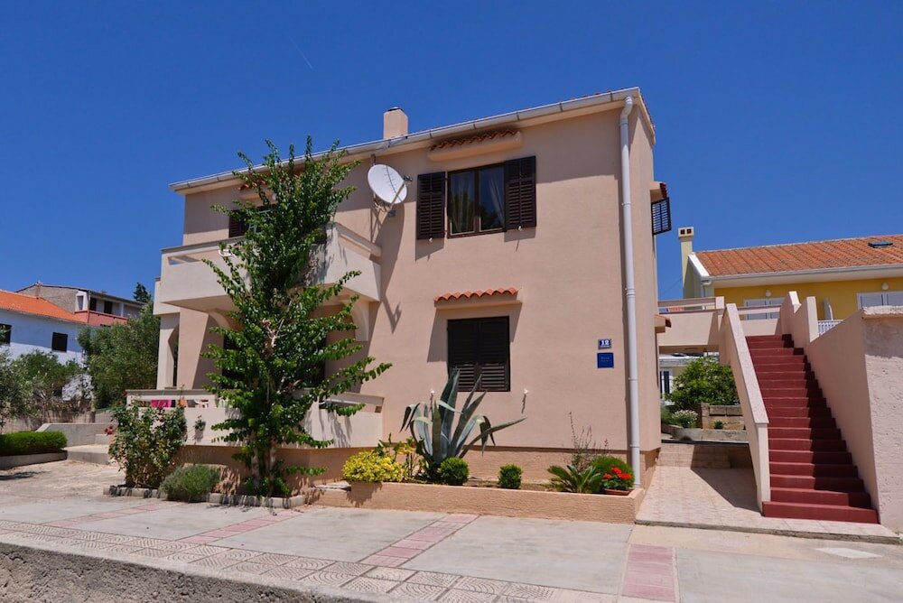 Фото Apartments Cola