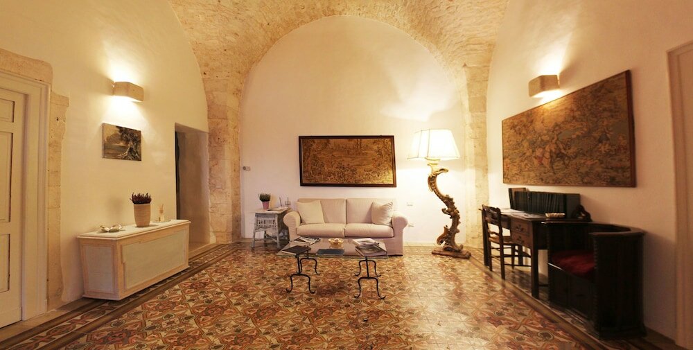 Фото Palazzo Camarda