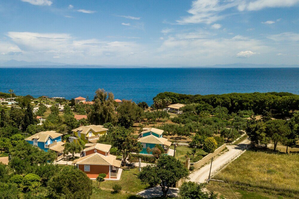 Фото Porto Gerakas Villas