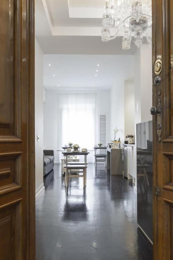 Фото Xenia Guest House