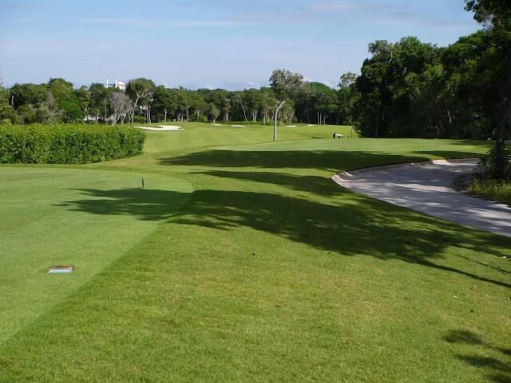 Фото Tao Garden Luxury Condo