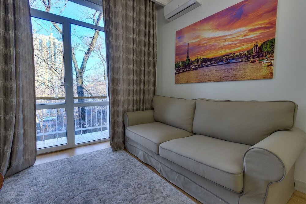 Фото Opera Apartments